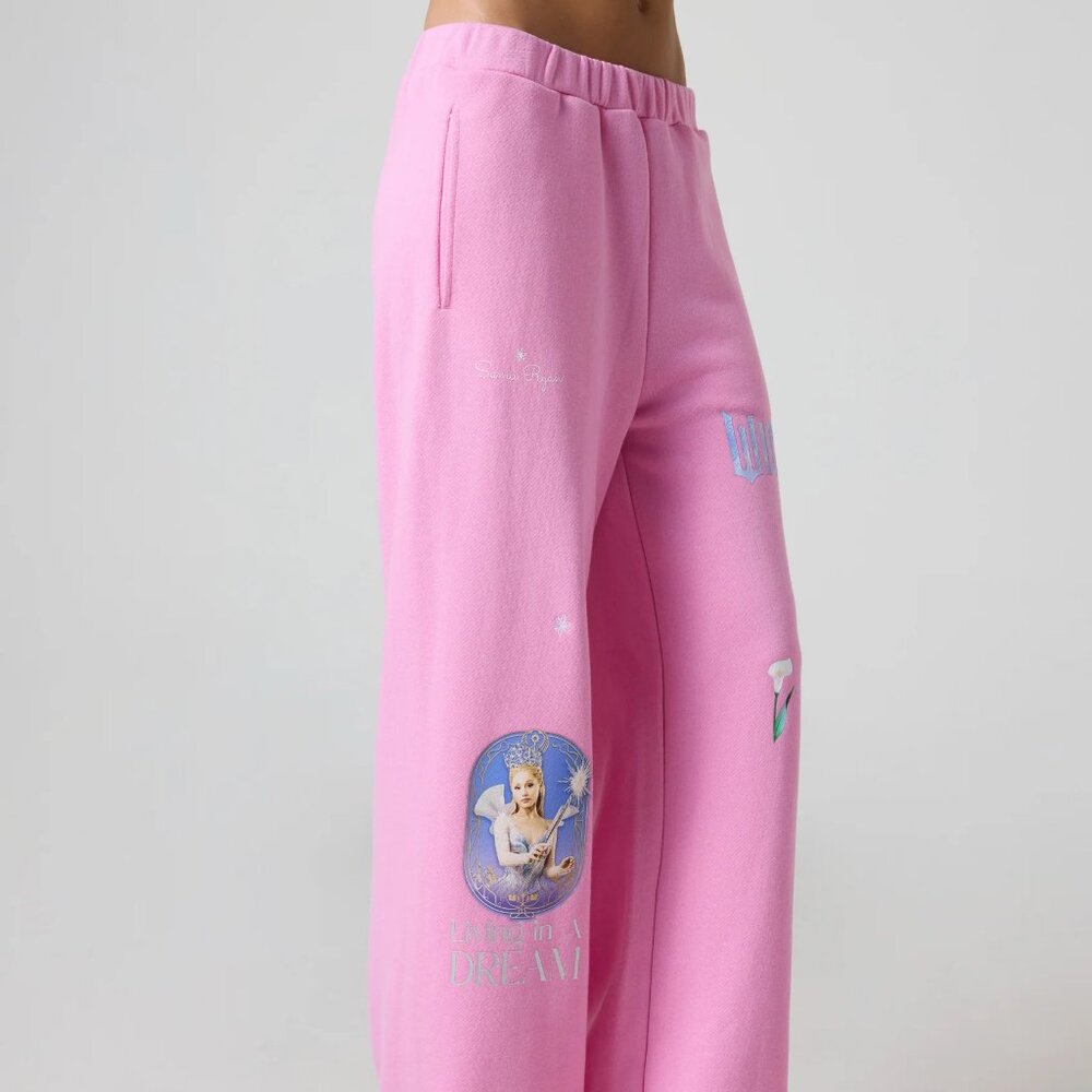 *NWT* - Samii Ryan - Wicked: For Good, Glinda Living In A Dream Sweatpants - S - Picture 5 of 7